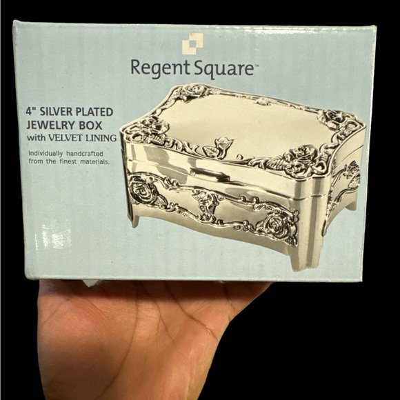 Regent Square Jewelry Trinket Box Rose Buds Velvet Lined Silver Plated Vintage - Picture 2 of 9